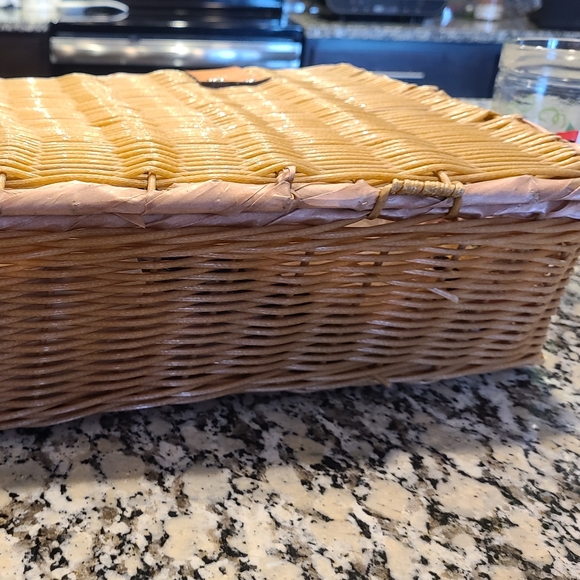 Rattan luggage/picnic basket - Picture 7 of 9